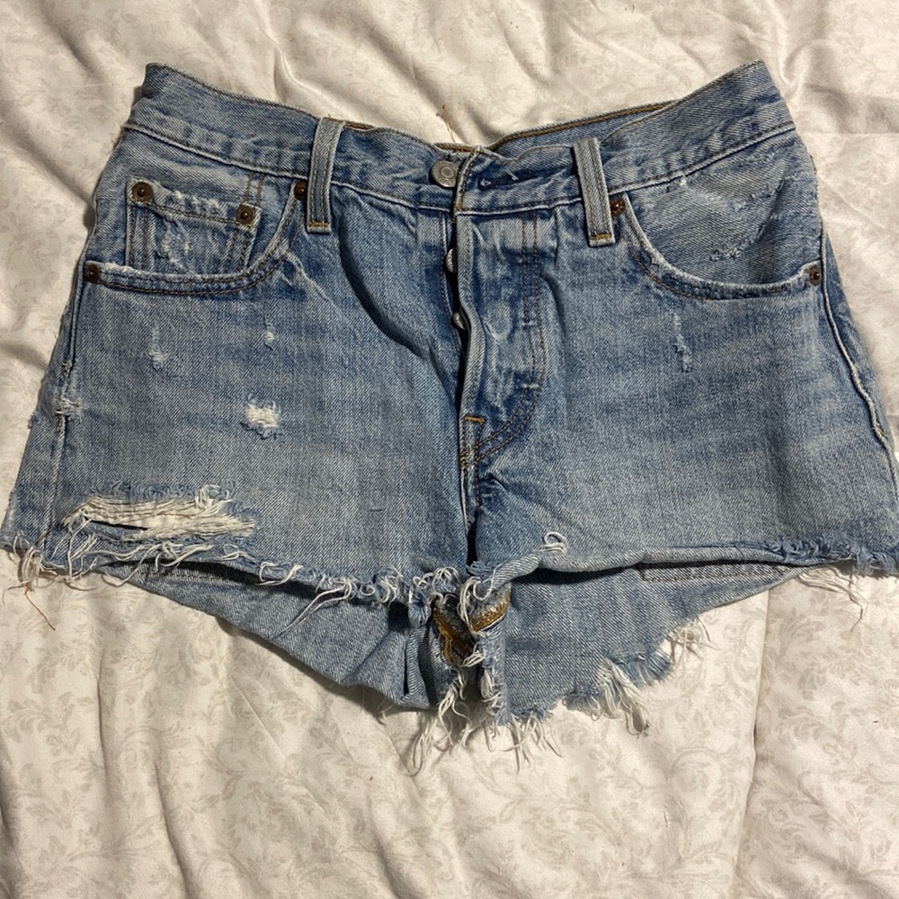 Levi’s shorts